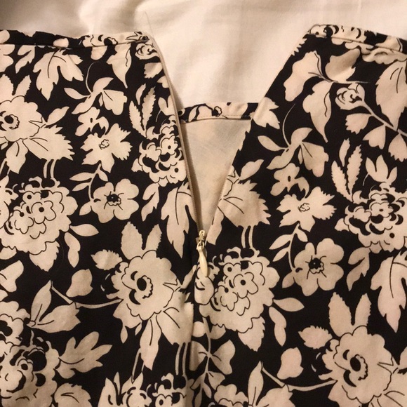 Black and White Flower Skirt - Picture 3 of 3